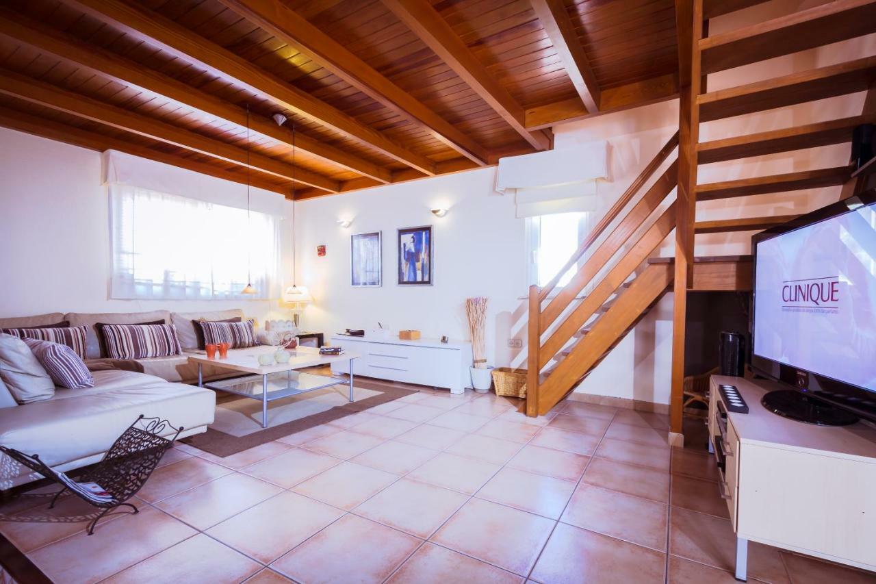 Villa Hibiscus Centrum Corralejo Beach Private Pool Family 外观 照片